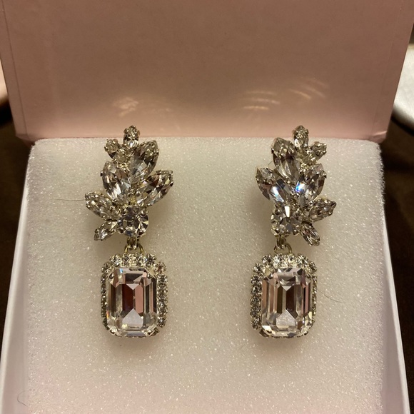 Emerald-Cut Swarovski Crystal Earrings - Picture 1 of 2